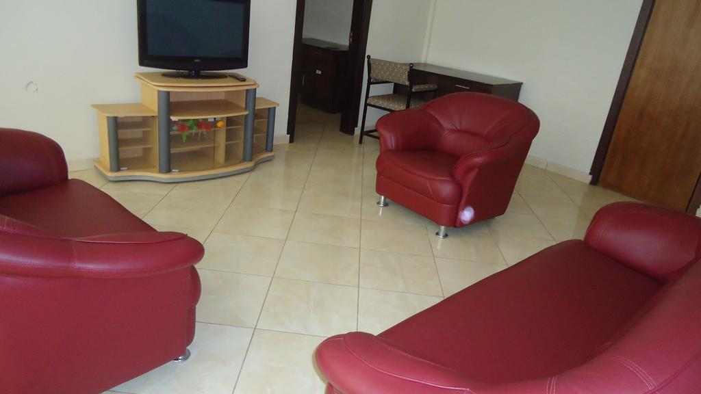 Wadoma Royale Hotel Kumasi Bilik gambar