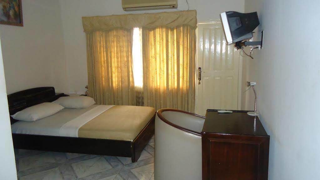 Wadoma Royale Hotel Kumasi Luaran gambar